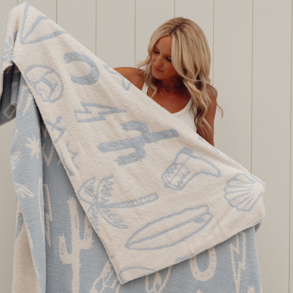 Coastal Cowgirl Luxe Home Blanket: Sand/Cream