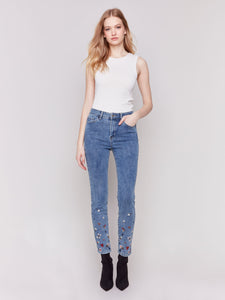 Embroidered Pearl Bottom Slim Pant