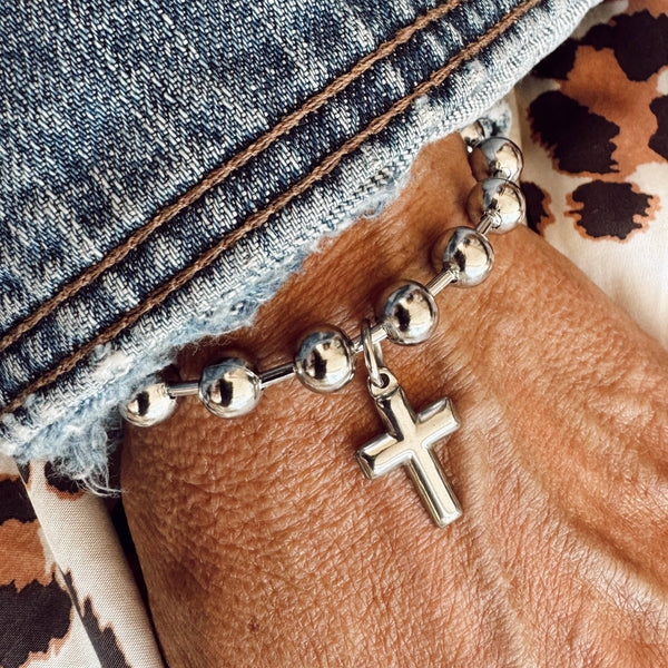 Stainless Steel Cross Charm Bracelet : 7.5