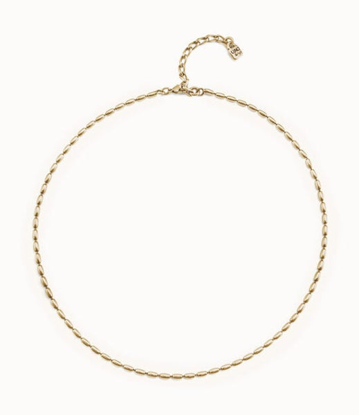 Short oval link chain necklace