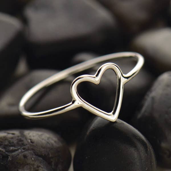 Sterling Silver Open Heart Ring: Sterling Silver / 6