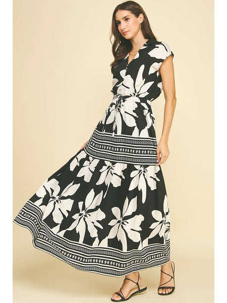 Contrast Floral Tiered Maxi Dress