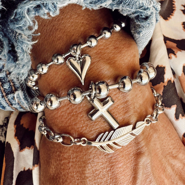 Stainless Steel Cross Charm Bracelet : 7.5