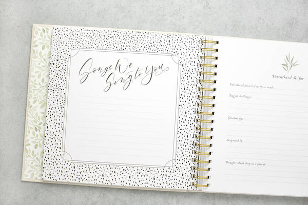 As You Grow: A Modern Memory Book for Baby (Baby Shower)