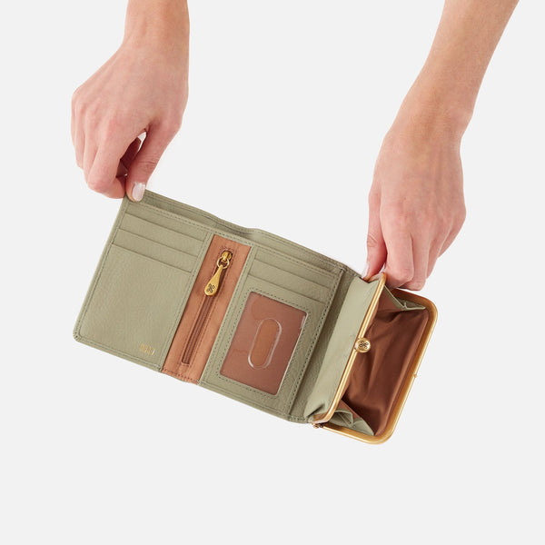 HOBO Robin Compact Wallet -Cactus